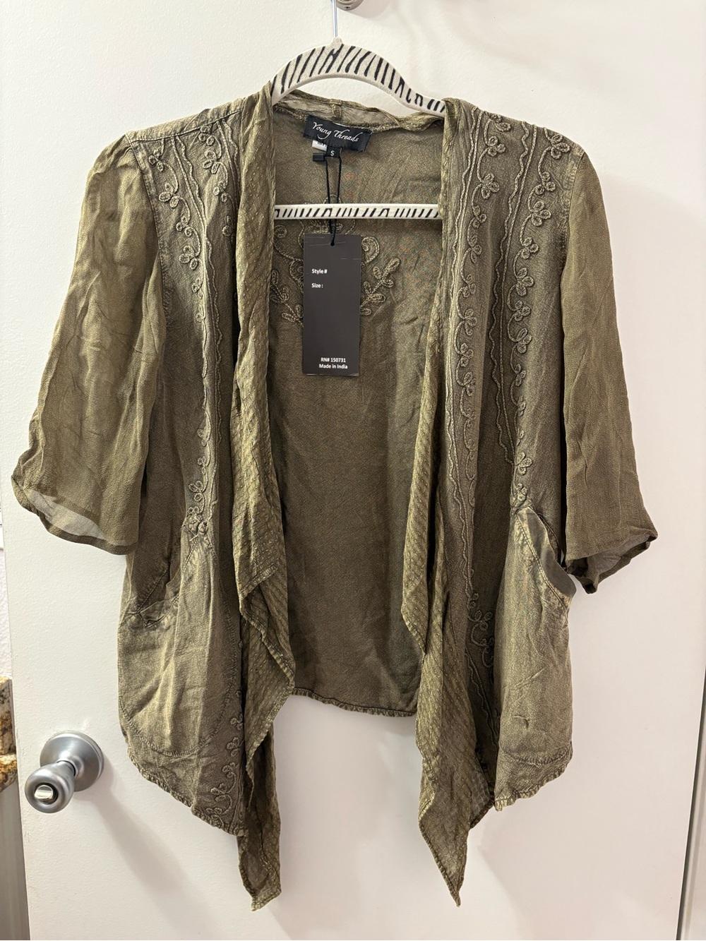 Young Threads Olive Embroidered Open-Front Short-Sleeve Small NWT